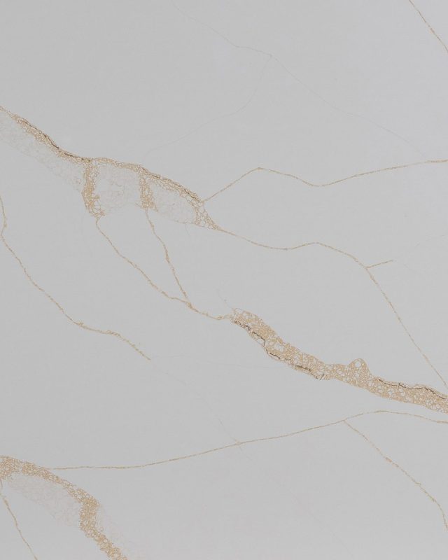 Harbor Mist quartz slab – polished finish